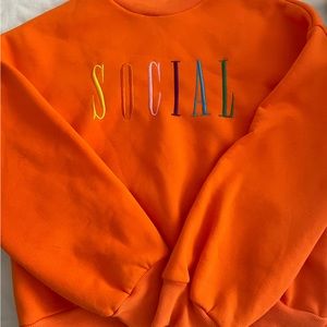 oversized social sweatshirt
